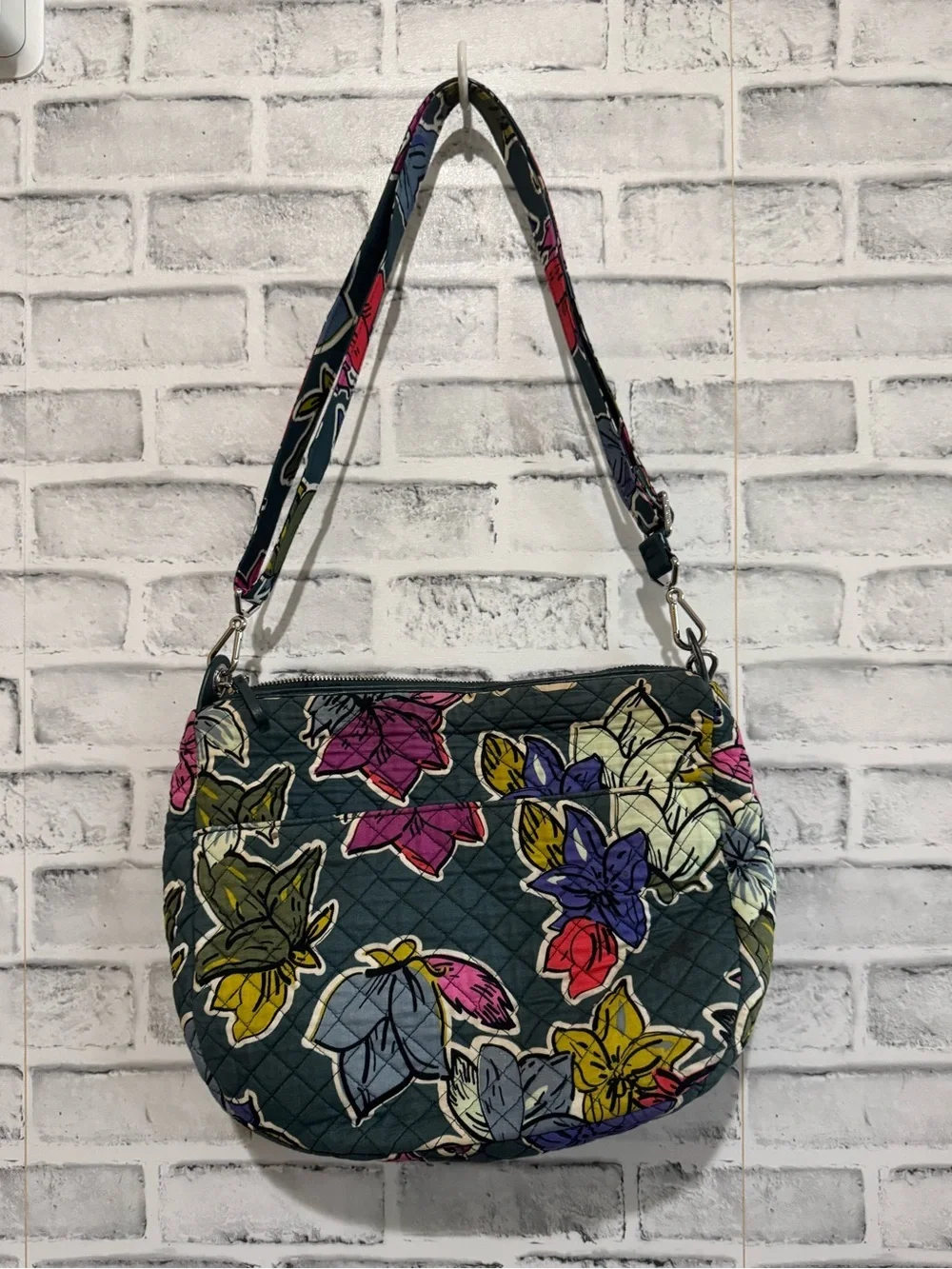 Vera Bradley falling leaves Carson crossbody green floral bag